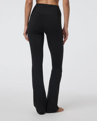 Vuori AllTheFeels™ Slim Flare - Short